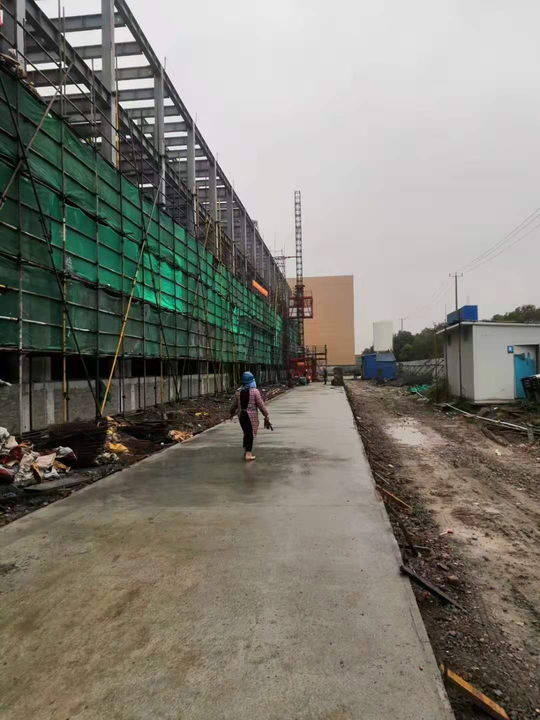 萨震螺杆鼓风机，萨震节能空压机，萨震节能科技新厂房